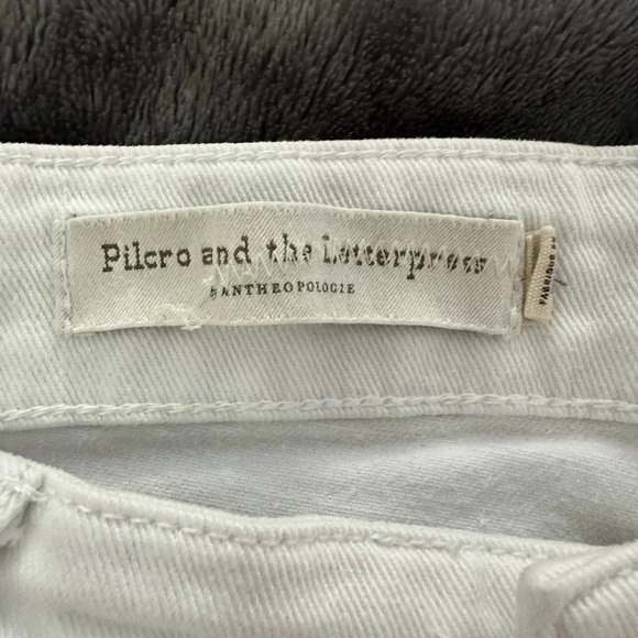 Pilcro and the Letterpress Anthropologie Slim Boyfriend Shorts size 26 white - Picture 2 of 5